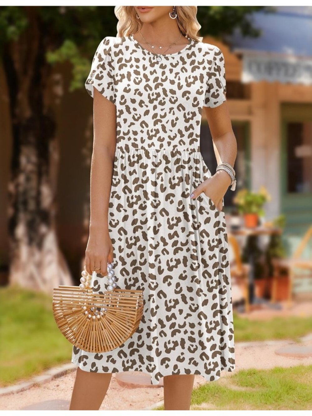 Women's Leopard Print Crew Neck Classic Short Sleeve Pocket Pull On Midi Dresses - Picture 2 of 6